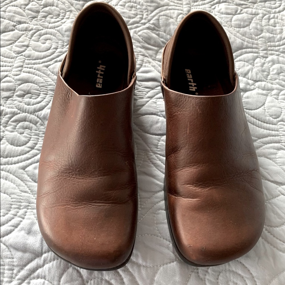 EUC Earth Shoes